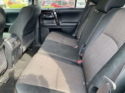 Used 2019 Toyota 4Runner TRD Off-Road Premium image 26