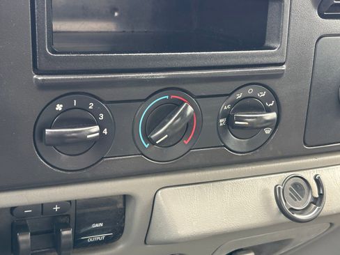 Used 2007 Ford F250 XLT RWD image 6