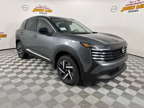 New 2026 Nissan Kicks SV image 8