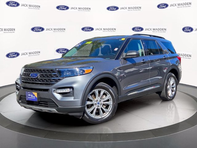 Certified 2023 Ford Explorer XLT w/ Equipment Group 202A AWD/4WD image 1