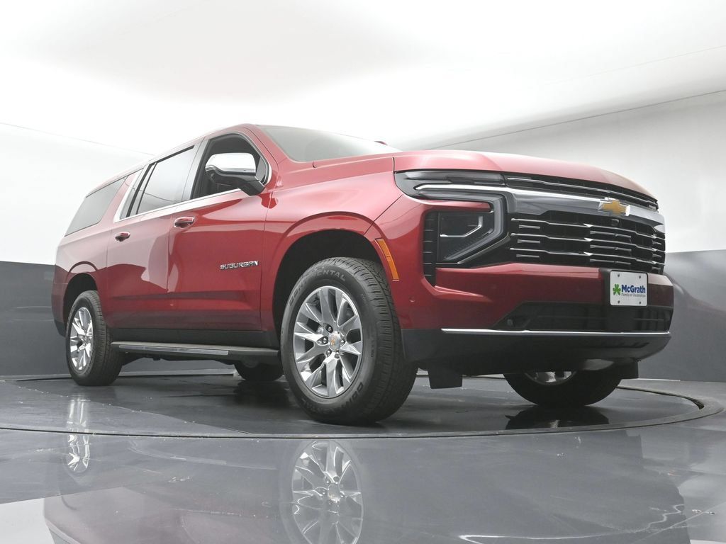 Used 2025 Chevrolet Suburban Premier AWD/4WD image 34