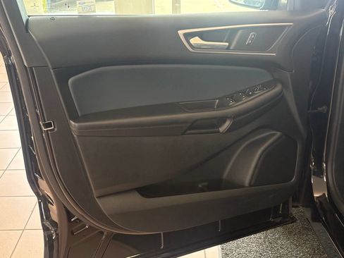 Used 2022 Ford Edge SEL w/ Sport Appearance Package AWD/4WD image 26
