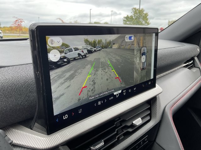 Certified 2025 Ford Explorer ST-Line AWD/4WD image 18