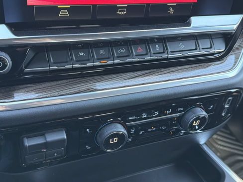 New 2026 Chevrolet Silverado 1500 RST w/ Convenience Package II AWD/4WD image 6
