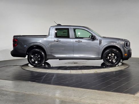 New 2025 Ford Maverick Lariat w/ Black Appearance Package image 5
