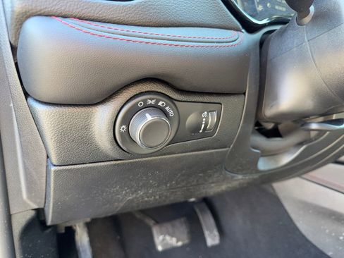 Used 2026 Dodge Durango GT RWD image 9
