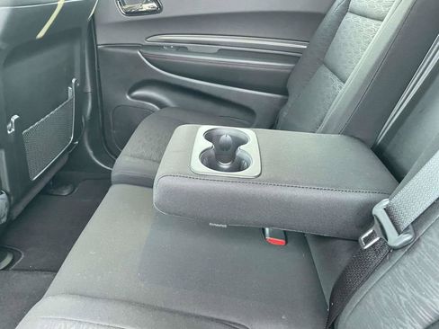 Certified 2025 Dodge Durango GT image 17