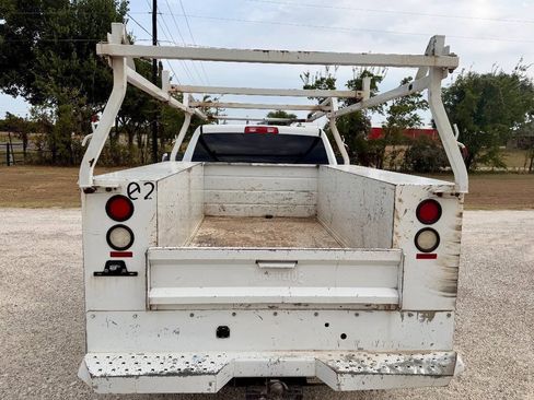 Used 2017 RAM 2500 Tradesman RWD image 9