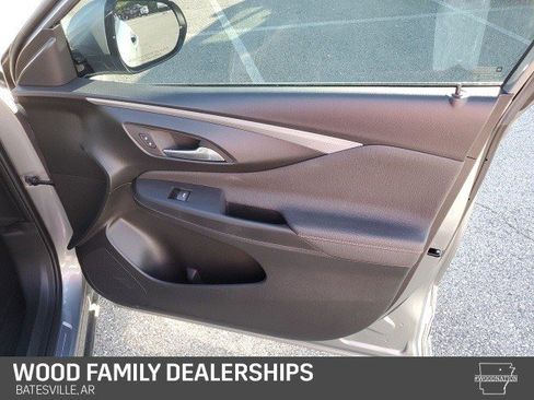 Certified 2024 Buick Envista Avenir image 30