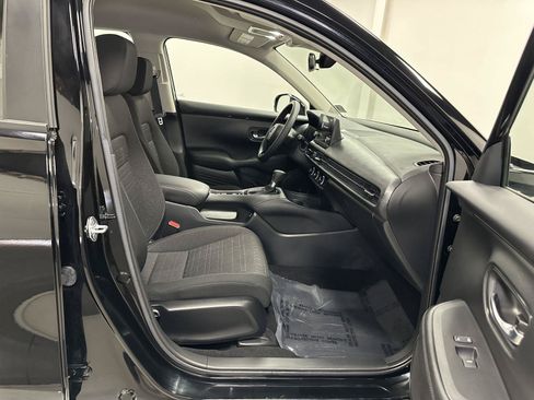 Used 2024 Honda HR-V LX image 38