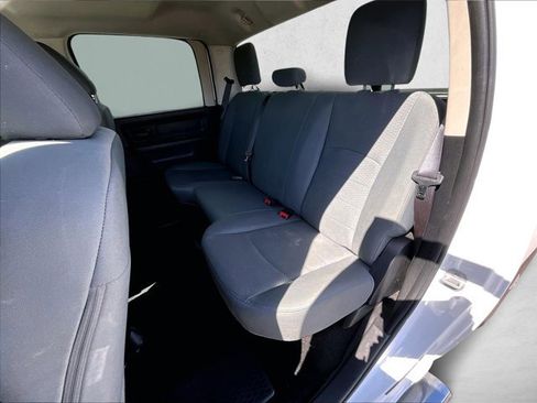 Used 2015 RAM 2500 Tradesman w/ Chrome Appearance Group image 25