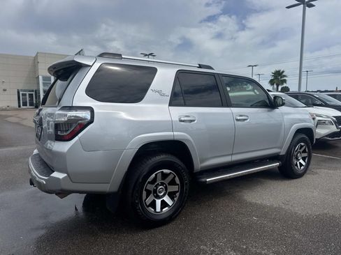 Used 2018 Toyota 4Runner TRD Off-Road Premium AWD/4WD image 5