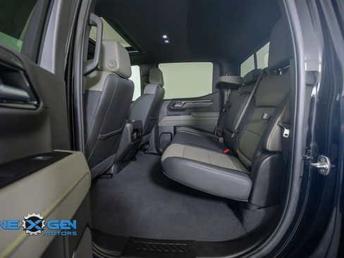 Used 2025 Chevrolet Silverado 1500 ZR2 w/ Technology Package AWD/4WD image 28