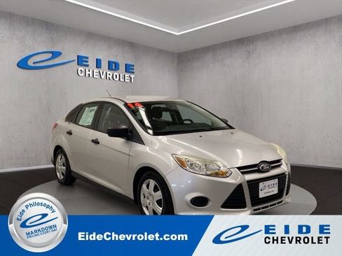 Used 2014 Ford Focus S FWD image 1