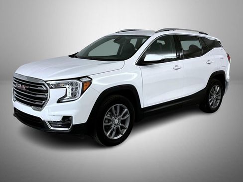 Certified 2024 GMC Terrain SLT image 1