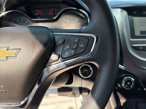 Used 2016 Chevrolet Cruze LT w/ Convenience Package image 23