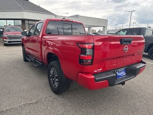 Used 2022 Nissan Frontier SV w/ Technology Package image 8