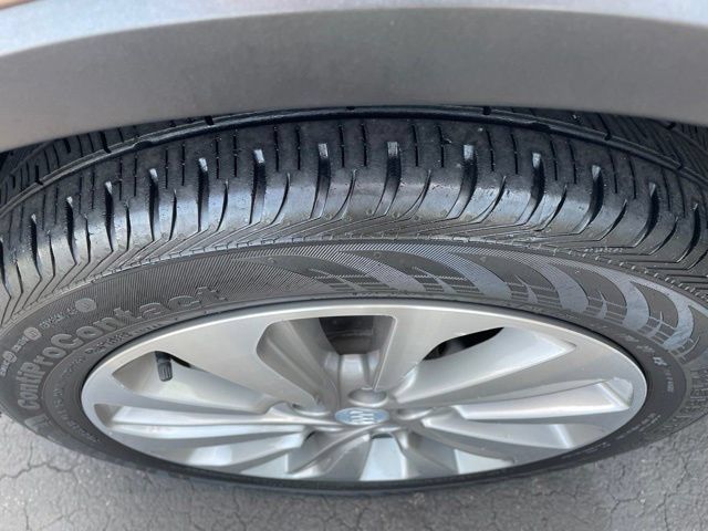 Used 2019 Buick Encore Preferred FWD image 27