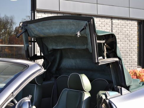 Used 2002 Aston Martin DB7 Vantage image 17