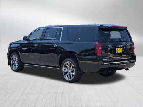 Used 2019 Chevrolet Suburban Premier AWD/4WD image 5