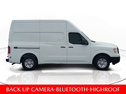 Certified 2019 Nissan NV 2500 SV RWD image 5