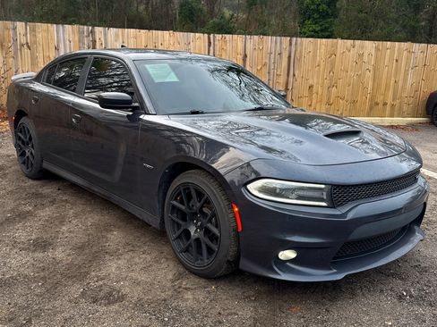 Used 2019 Dodge Charger R/T w/ Plus Group image 20