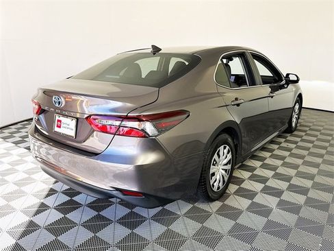 Certified 2021 Toyota Camry LE image 23