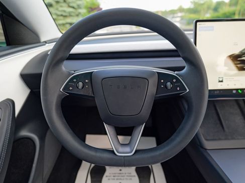 Used 2025 Tesla Model 3 RWD image 42