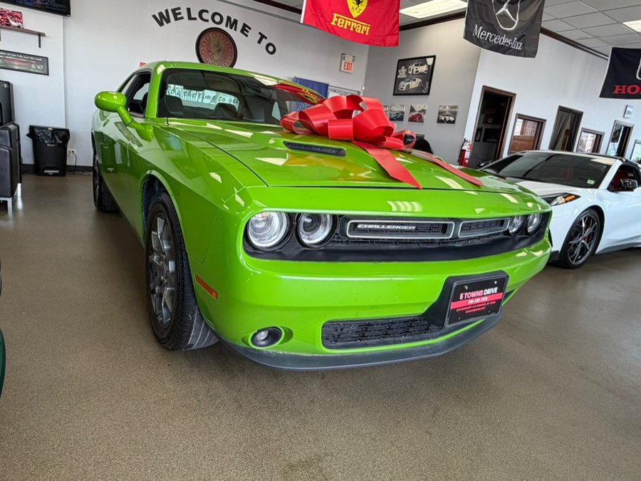 Used 2017 Dodge Challenger GT w/ Driver Convenience Group AWD/4WD image 2