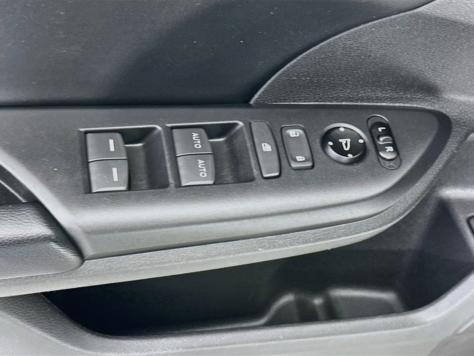 Used 2019 Honda Insight Touring image 18