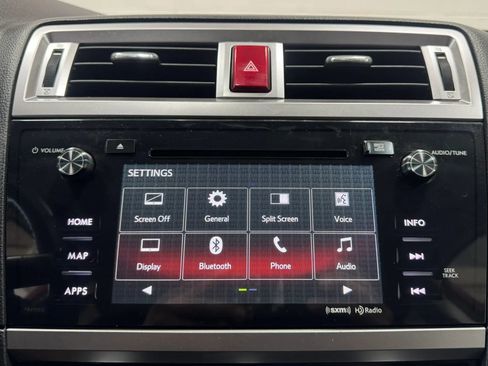Used 2016 Subaru Outback 2.5i Limited AWD/4WD image 19