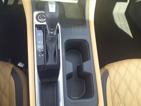 New 2025 Nissan Sentra SV image 17