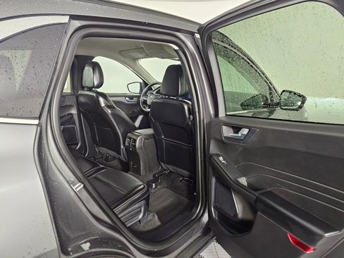 Used 2024 Ford Escape Platinum image 35