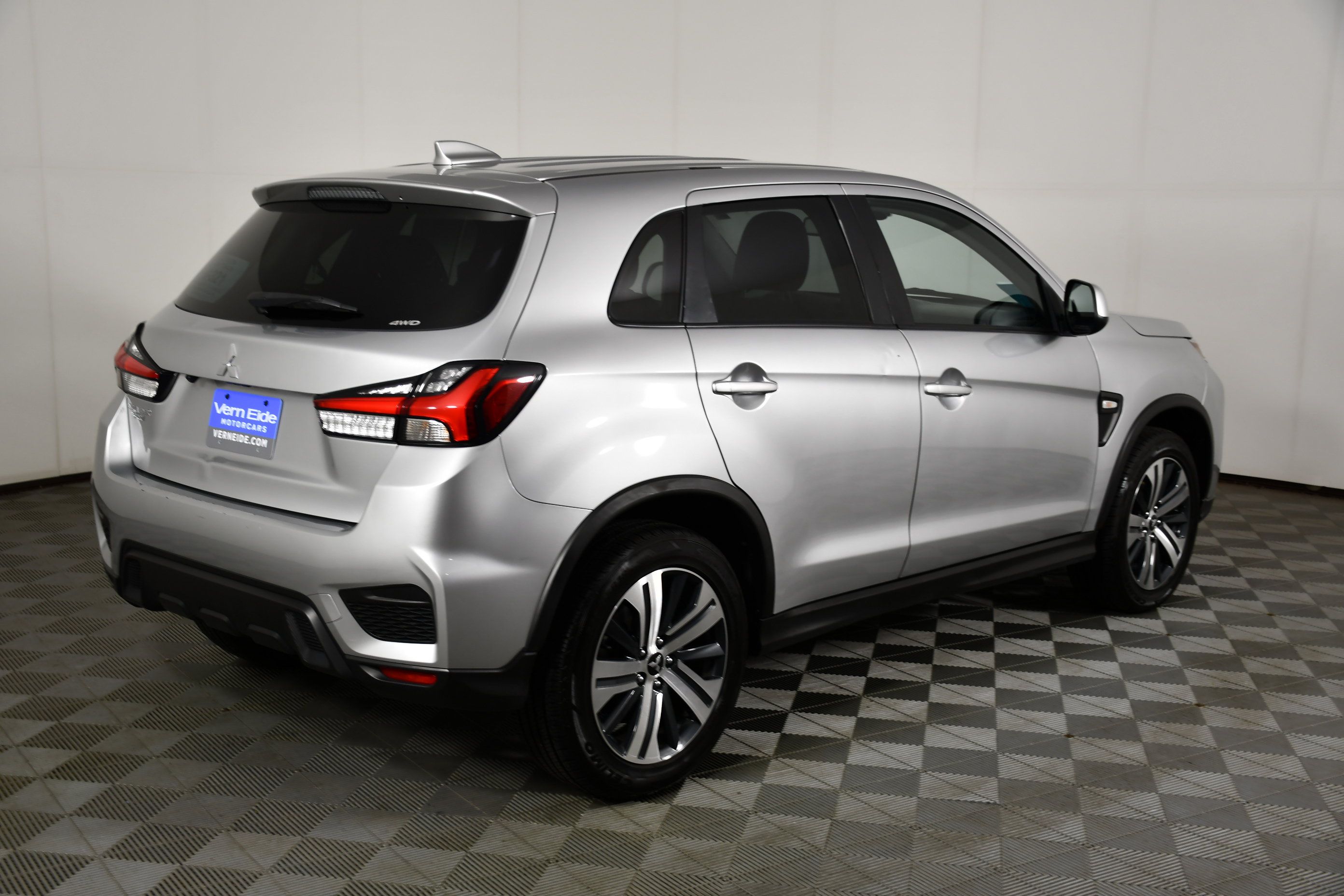 Used 2024 Mitsubishi Outlander Sport SE AWD/4WD image 6