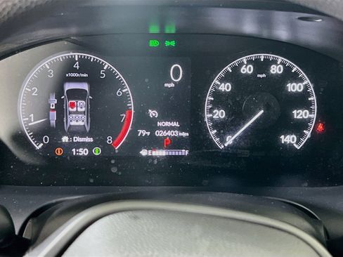 Used 2023 Honda HR-V LX image 12