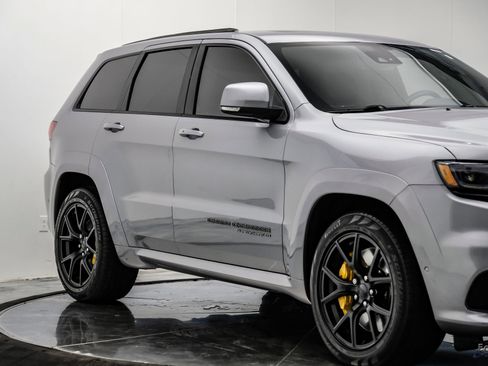 Used 2018 Jeep Grand Cherokee Trackhawk image 25