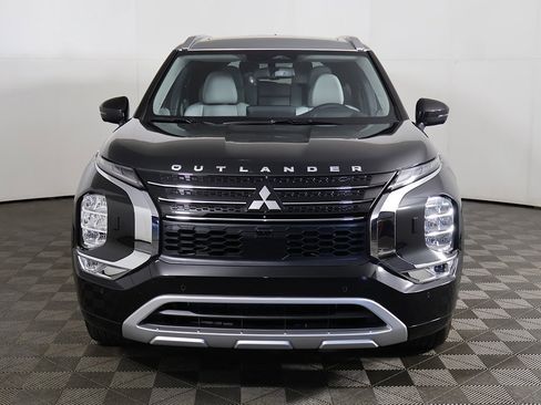 New 2025 Mitsubishi Outlander SEL image 16