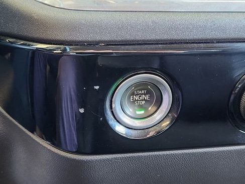 Used 2023 Chevrolet Silverado 1500 LT image 8