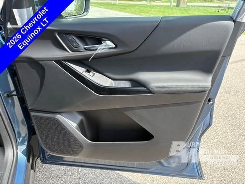 New 2026 Chevrolet Equinox LT w/ Convenience Package II FWD image 27