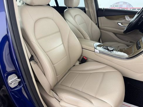 Used 2018 Mercedes-Benz GLC 300 image 33