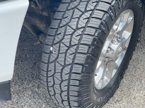 Used 2024 RAM 2500 Laramie w/ Safety Group AWD/4WD image 34