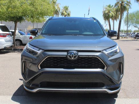 Used 2025 Toyota RAV4 XSE AWD/4WD image 11
