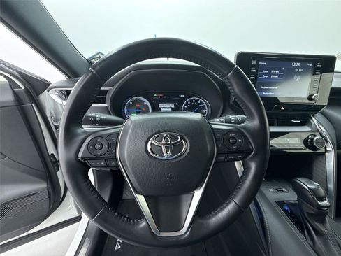 Used 2021 Toyota Venza XLE w/ Softex Package AWD/4WD image 21
