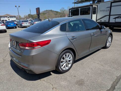Used 2018 Kia Optima EX FWD image 4