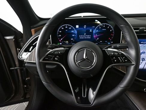 Certified 2025 Mercedes-Benz E 350 4MATIC Sedan image 2