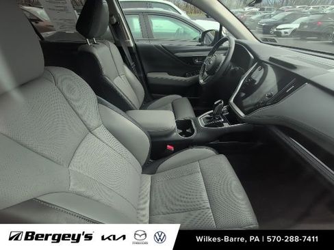 Used 2024 Subaru Outback Limited AWD/4WD image 6