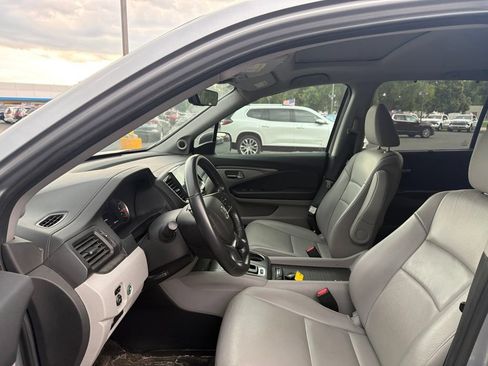 Used 2019 Honda Pilot EX-L image 10