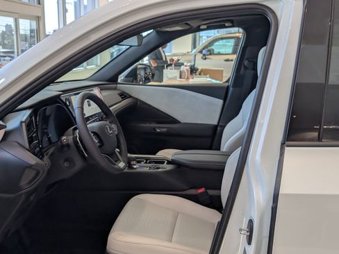 New 2026 Lexus TX 350 AWD image 14