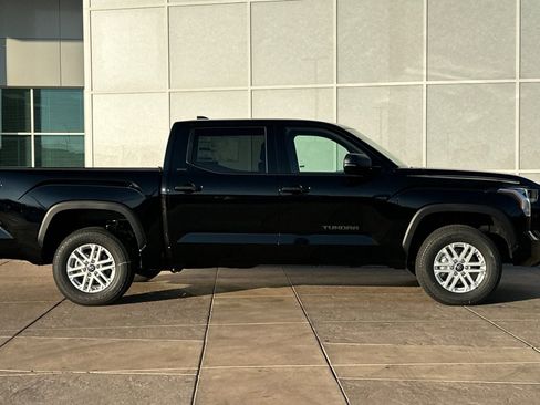 New 2026 Toyota Tundra SR5 image 3