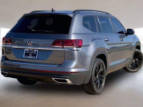 Used 2022 Volkswagen Atlas SE FWD image 2